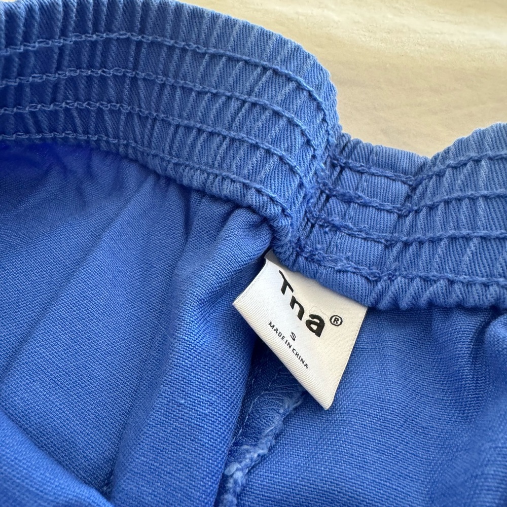 Aritizia TNA pants